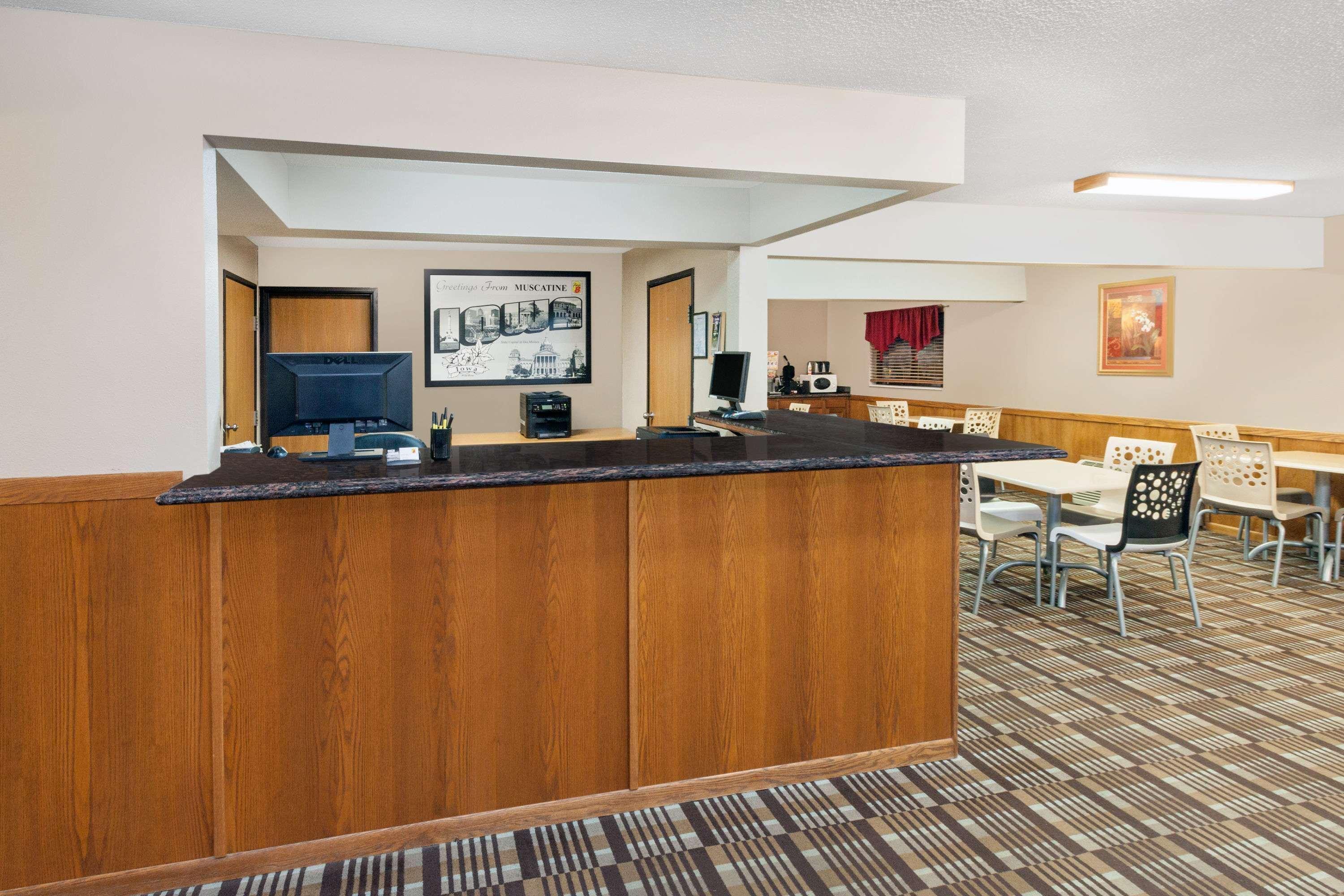 מלון Super 8 By Wyndham Muscatine מראה חיצוני תמונה